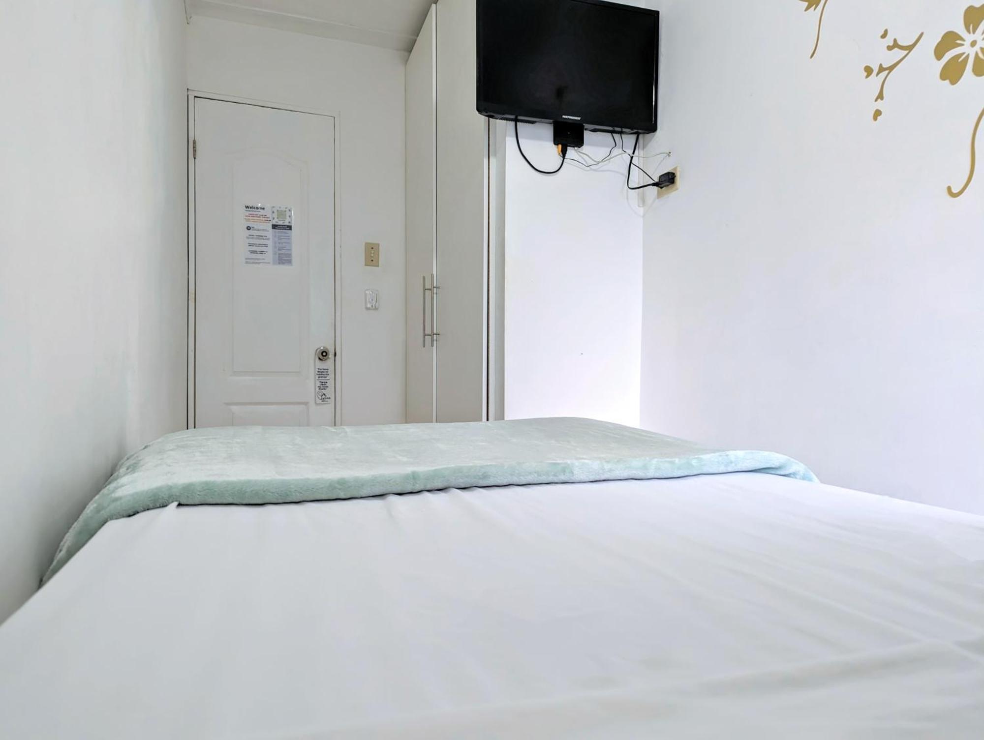 Hostal Yoha Panama City Exterior photo